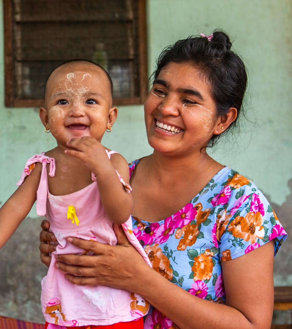 Myanmar mother-daughter image