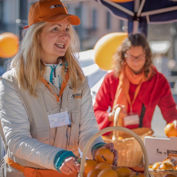 Vente d'oranges en Suisse